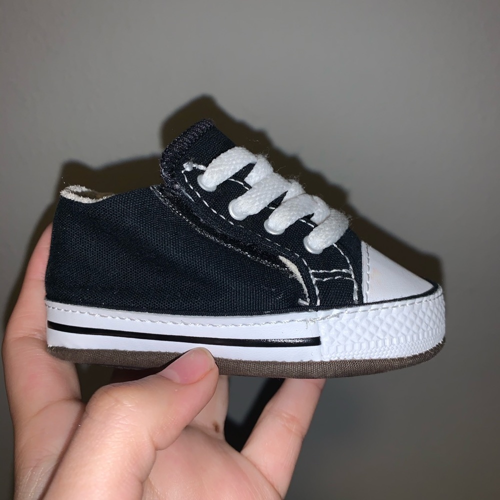 baby converse